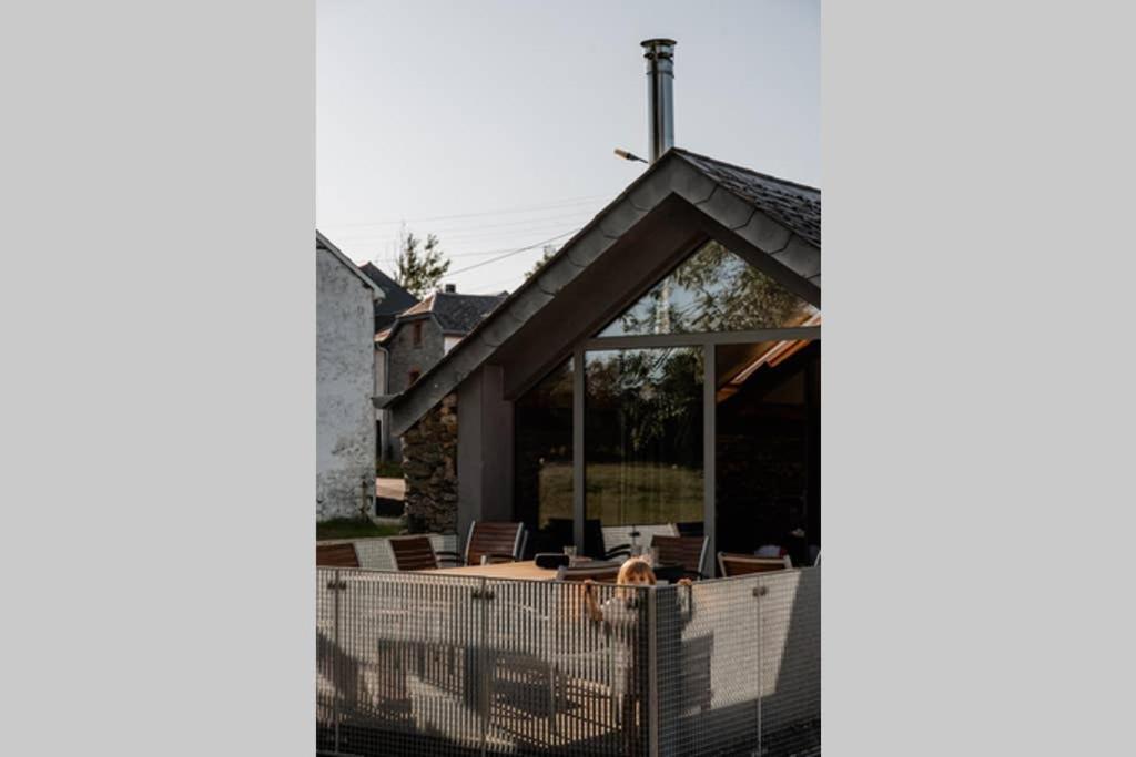 Rustig Gelegen Gite Nabij Houffalize Exterior photo
